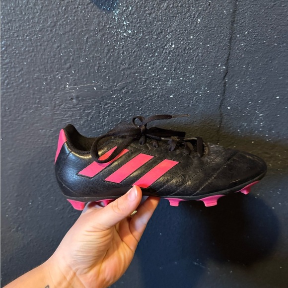 Adidas Black and Pink Striped Soccer Cleats Size 4Y - Picture 2 of 8